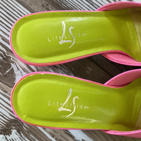 🌷Kitten Heel Mules🌷 - Picture 5 of 8